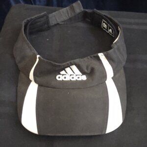 Classic Adidas Visor And Performance Logo T-Shirt